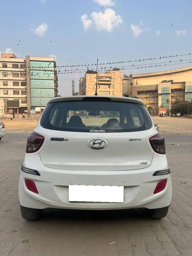 https://images10.gaadi.com/usedcar_image/4287380/original/processed_45279ef49fd7260494b24962d9af642d.jpg?imwidth=6402