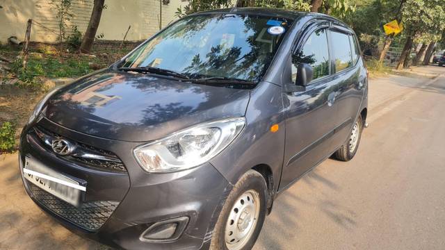 https://images10.gaadi.com/usedcar_image/4287425/original/processed_75abde2dbc81aef456dfd8dd01dd26eb.jpg?imwidth=6401