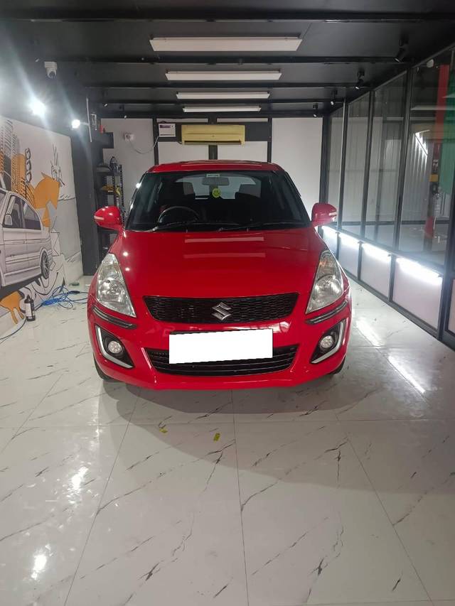 https://images10.gaadi.com/usedcar_image/4287444/original/processed_eac6bb77e3146c3a8cda662b3022f89d.jpg?imwidth=6400