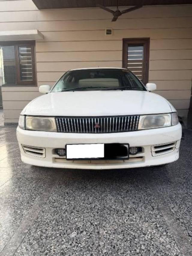 https://images10.gaadi.com/usedcar_image/4287491/original/processed_aa708007-2bc1-4a91-b70e-7851643fc581.jpeg?imwidth=6400