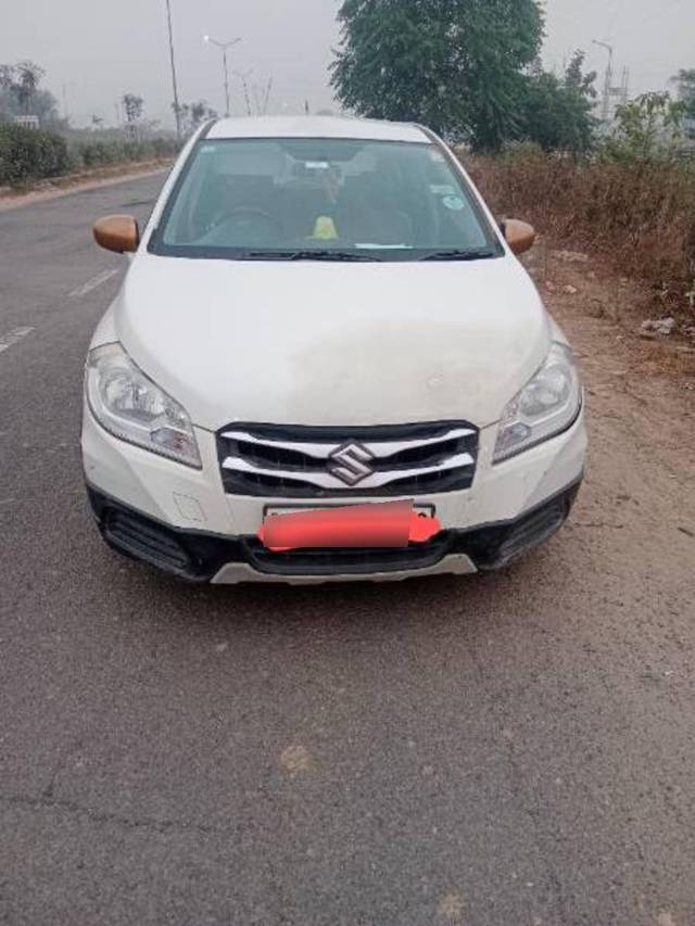 https://images10.gaadi.com/usedcar_image/4287493/original/fa43ef0730710bdfb8ca14c7191215b0.jpg?imwidth=6400