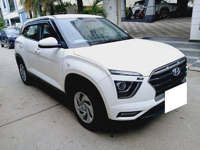 https://images10.gaadi.com/usedcar_image/4287511/original/processed_8b8a78ce20a62f99e0f94801541fa2da.jpg?imwidth=6400