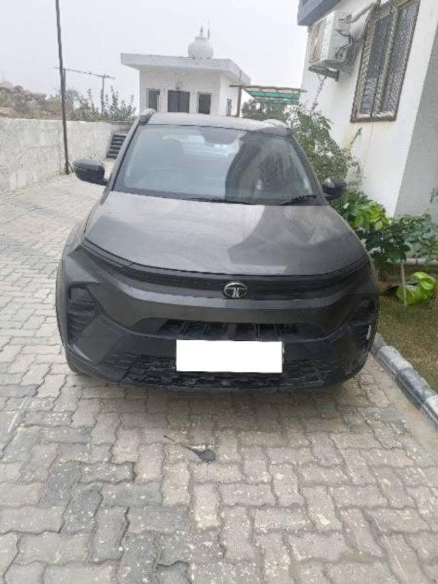 https://images10.gaadi.com/usedcar_image/4287565/original/processed_839f260b-ab1d-4e9d-9840-73a14c651e6a.jpg?imwidth=6401