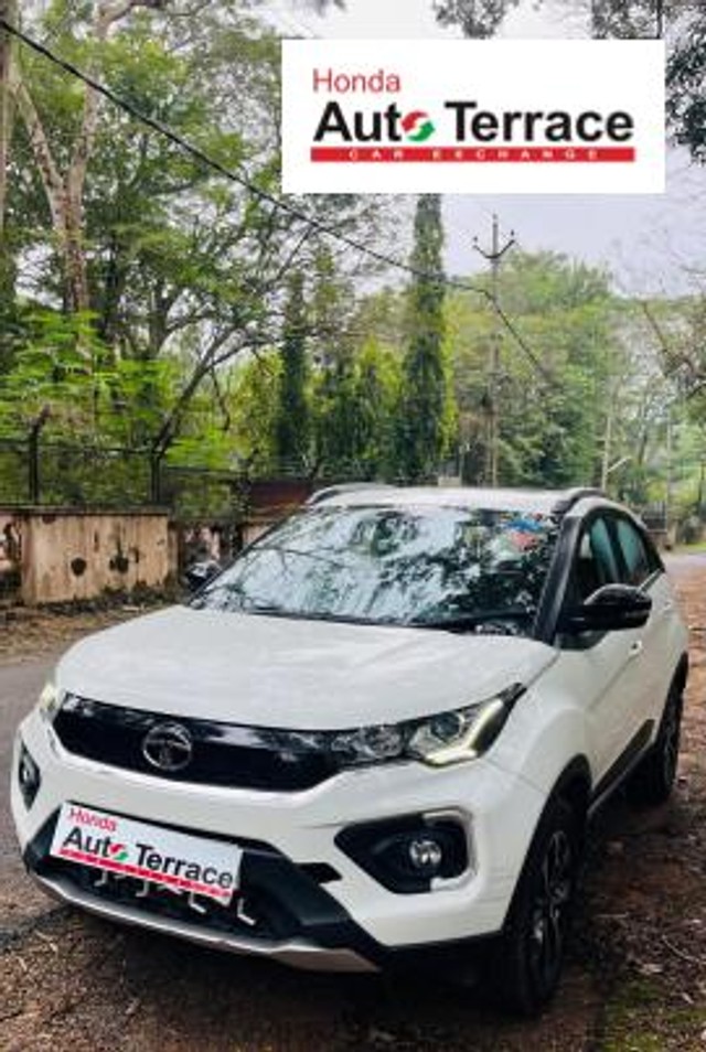 Second-hand 2020 Tata Nexon XZA Plus AMT S for sale in Thrissur-3