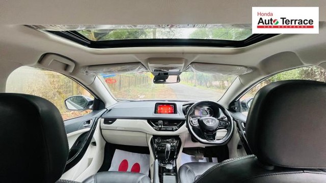 Second-hand 2020 Tata Nexon XZA Plus AMT S for sale in Thrissur-6