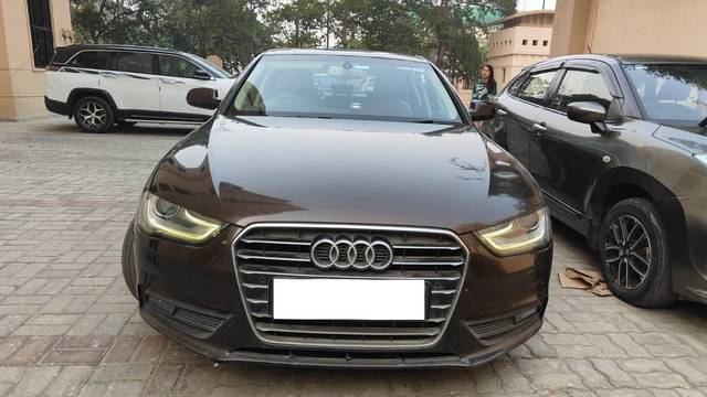 https://images10.gaadi.com/usedcar_image/4287696/original/processed_c4fc07d879d6f42415877c7dc3b34c45.jpg?imwidth=6400