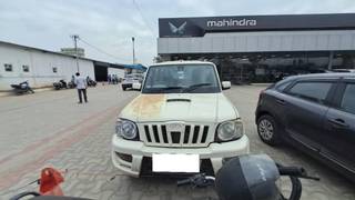 Mahindra Scorpio 2009-2014 Mahindra Scorpio VLX 4WD 7S BSIV