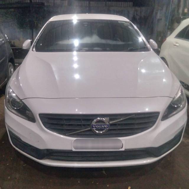 https://images10.gaadi.com/usedcar_image/4287754/original/processed_345c18887c716f7fe74127ad5193baa5.jpg?imwidth=6400