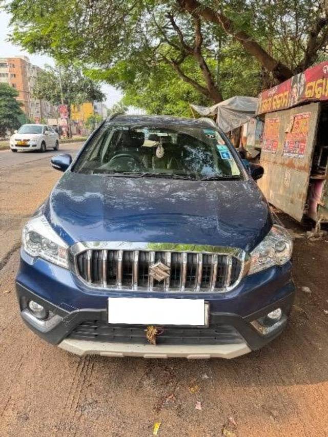 https://images10.gaadi.com/usedcar_image/4287758/original/processed_ddc65e54-4d4a-4b5e-ab6c-fdc5d7c28679.jpg?imwidth=6402