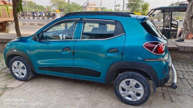 https://images10.gaadi.com/usedcar_image/4287765/original/processed_f86017c2-fa53-4629-b1c1-3d45f0476442.jpg?imwidth=6400