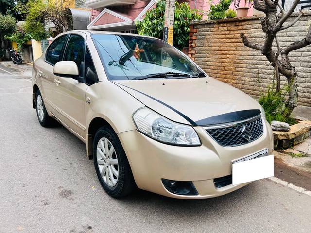 https://images10.gaadi.com/usedcar_image/4287795/original/processed_383a84f35dd31eb8ef6d37203f618318.jpg?imwidth=6400