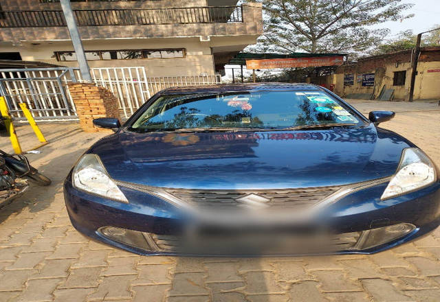 https://images10.gaadi.com/usedcar_image/4287803/original/ffd3eaa34bf3e729069eaeca6fef6130.jpg?imwidth=6402