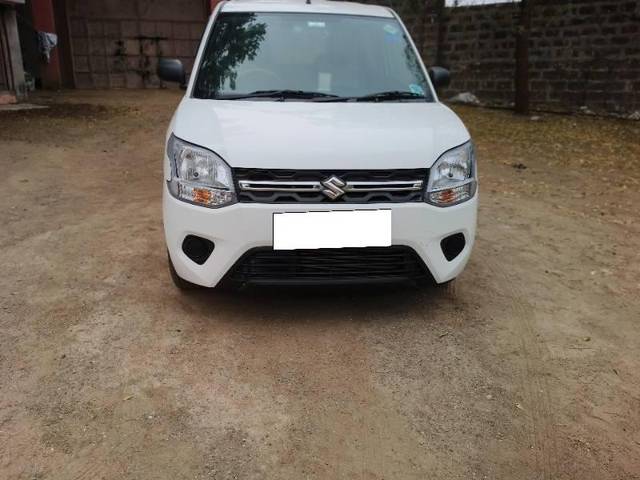 https://images10.gaadi.com/usedcar_image/4287811/original/processed_fb914081-bc12-44c7-98ab-3d60147fcc7a.jpg?imwidth=6400