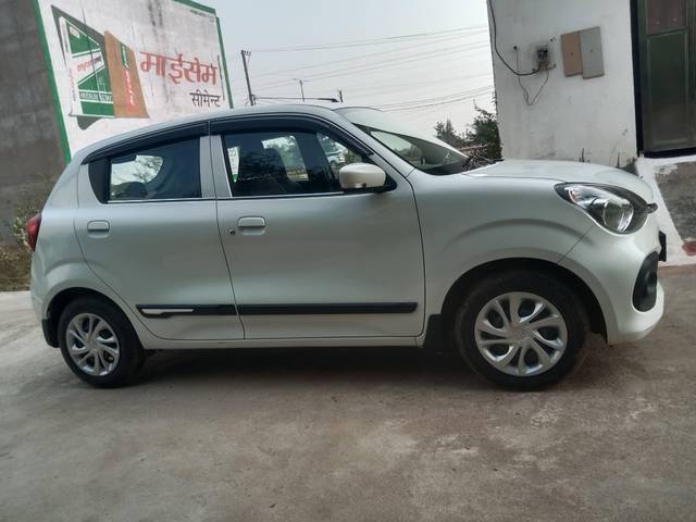 https://images10.gaadi.com/usedcar_image/4287886/original/processed_72ac157e96c0bb2dfe29875adc404fb2.jpg?imwidth=6401