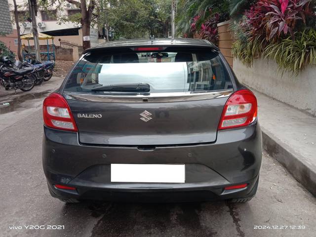 https://images10.gaadi.com/usedcar_image/4287894/original/processed_fb3bfb422fa1763f01795f16e3c9f020.jpg?imwidth=6402