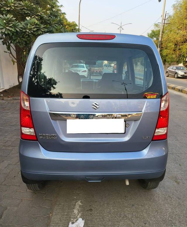 https://images10.gaadi.com/usedcar_image/4287912/original/processed_cd9e198d974ad68c2daeb0adfe36eb0a.jpg?imwidth=6401