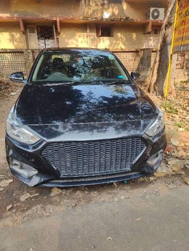 https://images10.gaadi.com/usedcar_image/4287928/original/processed_06204d60-13c9-4e03-911d-68106a036cf6.jpg?imwidth=6400