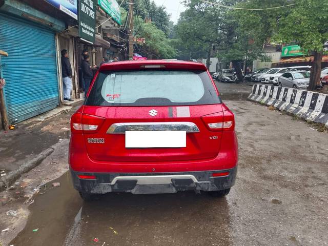 https://images10.gaadi.com/usedcar_image/4288155/original/processed_1492287a2ffa8888b4ef267f2b5afe25.jpg?imwidth=6401