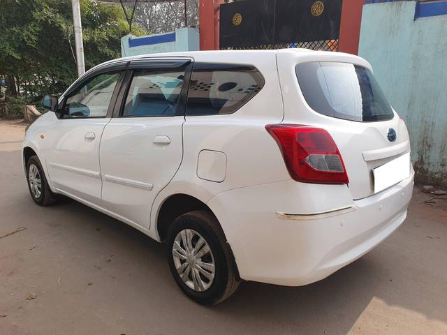 https://images10.gaadi.com/usedcar_image/4288159/original/processed_b938531874daa26a0e6f52a2c443c319.jpg?imwidth=6402