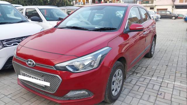 https://images10.gaadi.com/usedcar_image/4288190/original/processed_5b27422f435131264bb66ba337677518.jpg?imwidth=6401