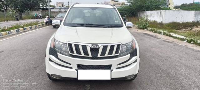 https://images10.gaadi.com/usedcar_image/4288230/original/processed_e045bfa58736c0f7ba0a4dba8aa4d5e0.jpg?imwidth=6400