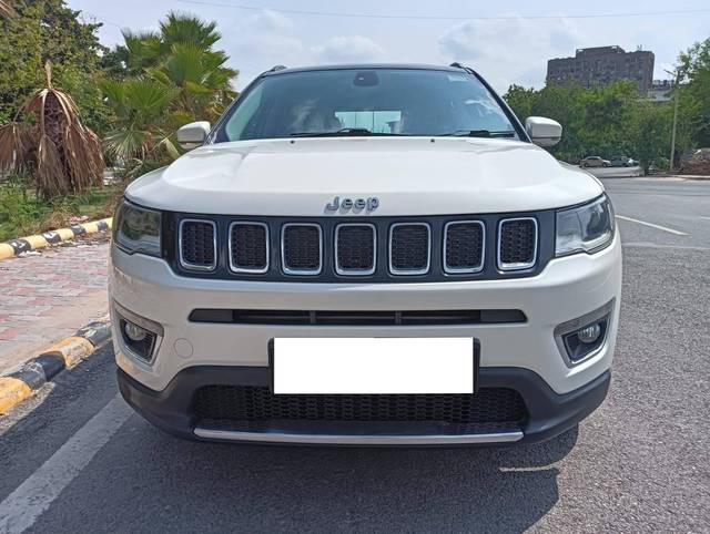 https://images10.gaadi.com/usedcar_image/4288243/original/processed_efe385916caa12ed4974b8f2ef04c2e4.jpg?imwidth=6400