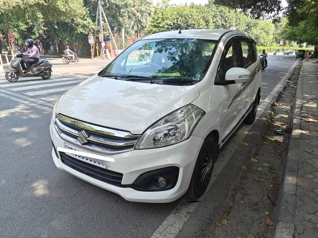 https://images10.gaadi.com/usedcar_image/4288319/original/processed_020b335dc43f563186977f00252a5e51.jpg?imwidth=6402