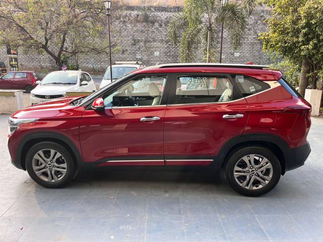 https://images10.gaadi.com/usedcar_image/4288325/original/processed_72a60aa77ed4f0b54c8f6130acb16f82.jpg?imwidth=6402