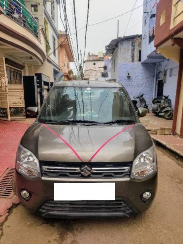 https://images10.gaadi.com/usedcar_image/4288474/original/processed_579a0b0f-2d1b-4563-8b7d-a611a3513961.jpg?imwidth=6402