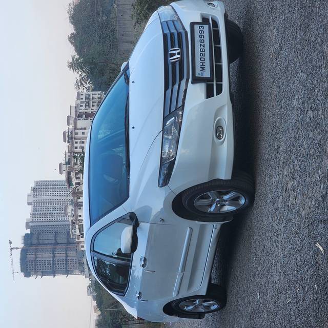 https://images10.gaadi.com/usedcar_image/4288544/original/16c4cea6a50e4ce22ed0d372c3b9f9c8.jpg?imwidth=6402