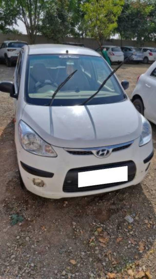 https://images10.gaadi.com/usedcar_image/4288589/original/processed_0251aa85-fa2d-494e-9162-0a1c28414834.jpg?imwidth=6400