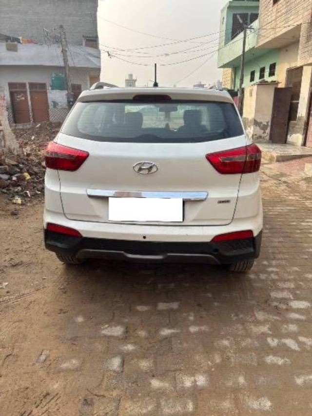 https://images10.gaadi.com/usedcar_image/4288592/original/processed_e6d7809d-1a92-4cd7-a9af-84b5b3eb096b.jpg?imwidth=6402