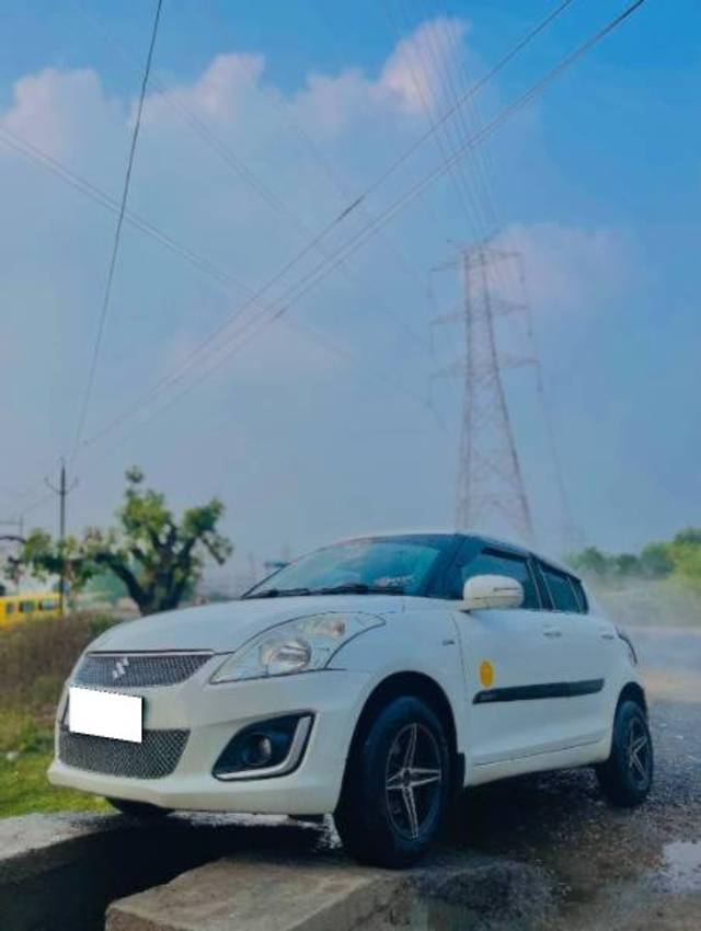 https://images10.gaadi.com/usedcar_image/4288617/original/processed_6c09830d-c474-452f-915a-91535730e27b.jpg?imwidth=6402