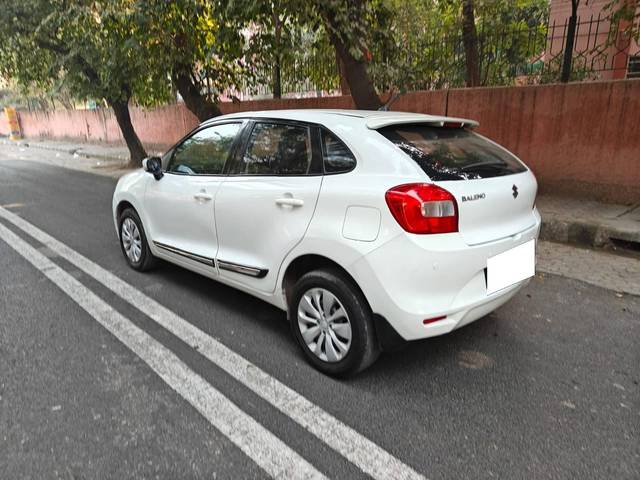 https://images10.gaadi.com/usedcar_image/4288644/original/processed_595fb7a22d420521b928b0b5d33080ca.jpg?imwidth=6402