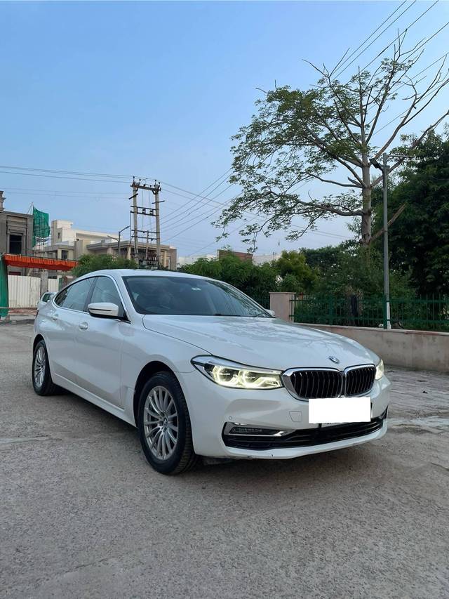 https://images10.gaadi.com/usedcar_image/4288663/original/processed_41c8d96018fd979c327e59b6e791fedf.jpeg?imwidth=6400