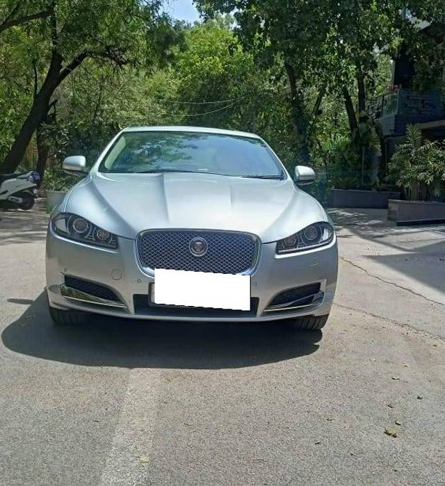 https://images10.gaadi.com/usedcar_image/4288754/original/processed_957e6d5747d5aff55ae939a8fc26ff83.jpg?imwidth=6400