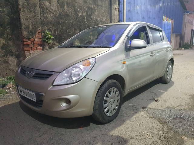 https://images10.gaadi.com/usedcar_image/4288821/original/processed_e26bf06a675510f78e2380d5622f2374.jpg?imwidth=6402