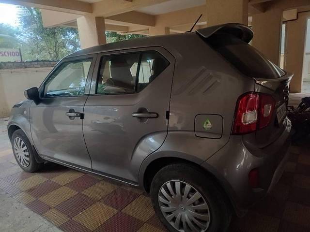 https://images10.gaadi.com/usedcar_image/4288883/original/processed_17b172b7-7a7b-4458-8d97-30bcbaafa5ea.jpg?imwidth=6401