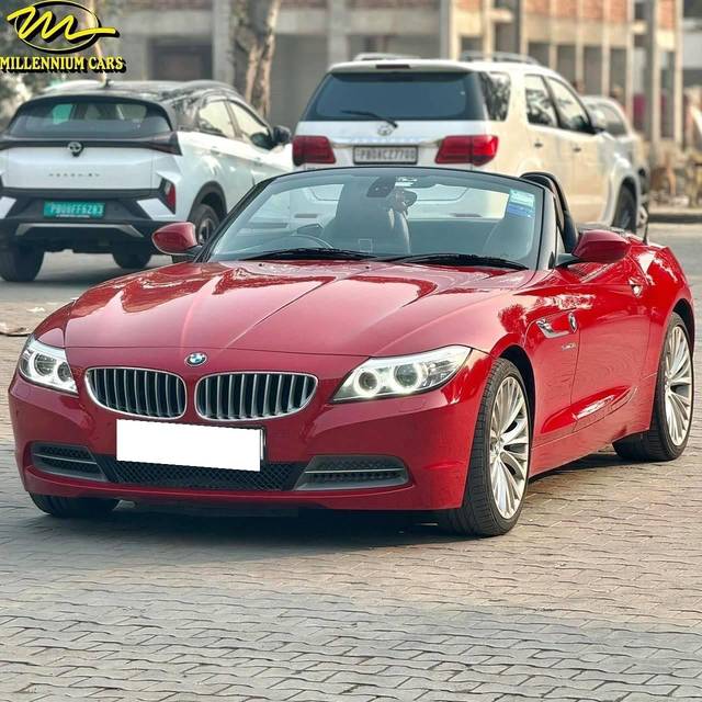 https://images10.gaadi.com/usedcar_image/4288886/original/processed_c13725896779f2afaee53ac3e2ad4db9.jpg?imwidth=6402