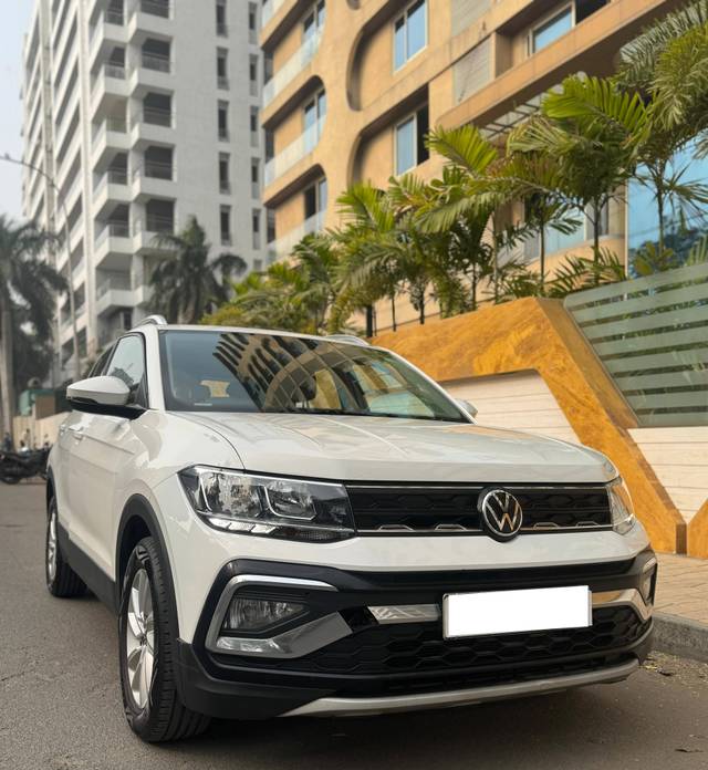 https://images10.gaadi.com/usedcar_image/4288888/original/processed_438ab5219fbc752fd4d58488447173cf.jpg?imwidth=6400