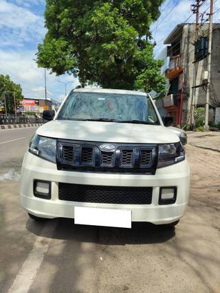 Mahindra TUV 300 Mahindra TUV 300 T4 Plus BSIV