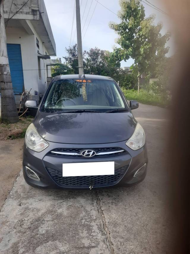 https://images10.gaadi.com/usedcar_image/4288909/original/processed_10d8a71d8b2263a155797fb507a01ccd.jpg?imwidth=6400