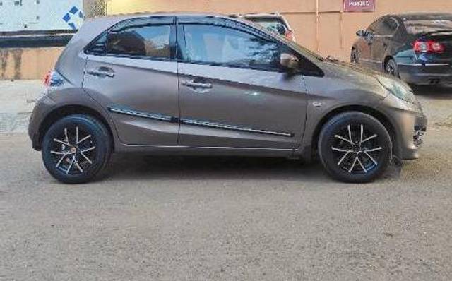 https://images10.gaadi.com/usedcar_image/4288934/original/processed_e2ea735a-6c2d-42a4-bbec-0fc2bca865ab.jpg?imwidth=6401