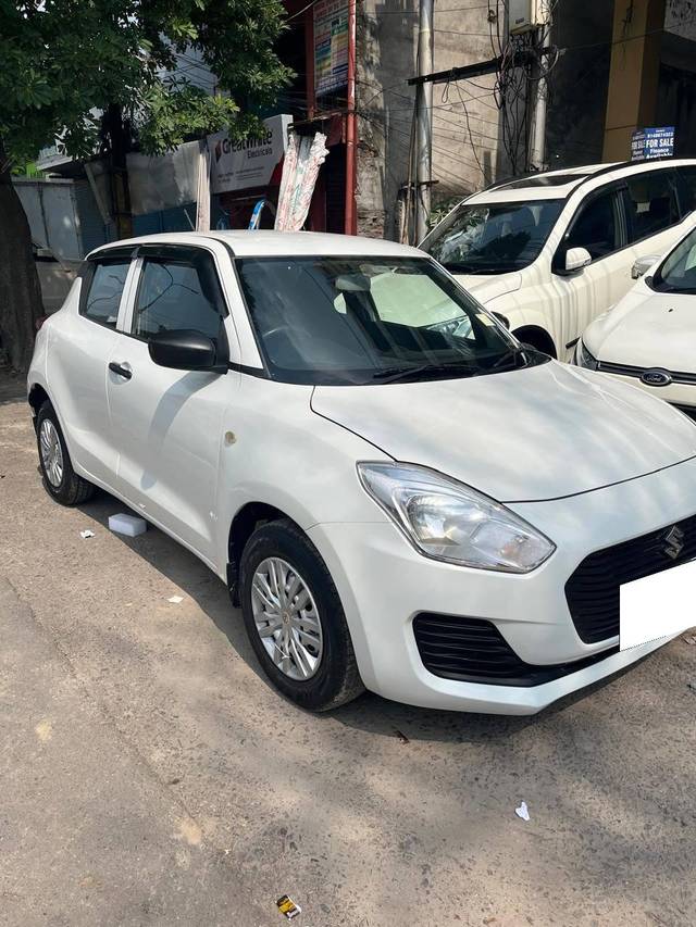 https://images10.gaadi.com/usedcar_image/4288983/original/processed_f2be0559ca41ca90a91f99f790fe1de4.jpg?imwidth=6400