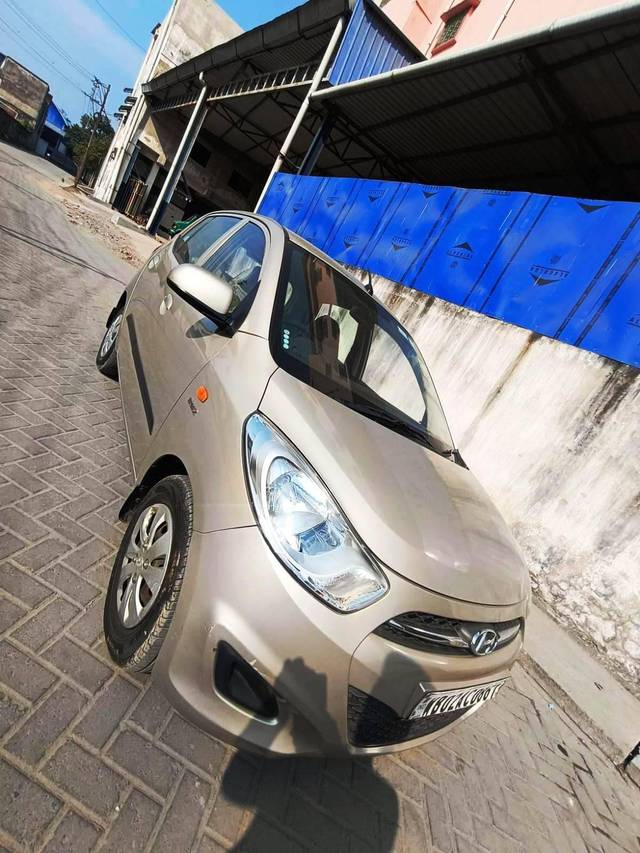 https://images10.gaadi.com/usedcar_image/4289009/original/processed_f91d1881b543af1f26522cef9c50651e.jpeg?imwidth=6400