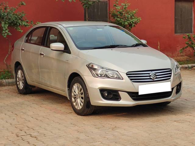 https://images10.gaadi.com/usedcar_image/4289095/original/processed_fa1faa5ddf10eb76d98ca88dd9e225aa.jpg?imwidth=6400