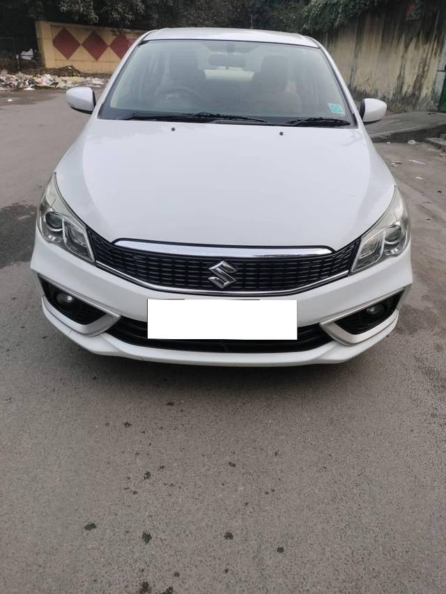 https://images10.gaadi.com/usedcar_image/4289191/original/processed_ce405ffebb3e1505c26b46125fa9bfe8.jpg?imwidth=6400