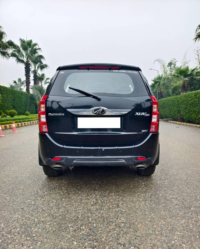 https://images10.gaadi.com/usedcar_image/4289476/original/processed_ed490dc00927f70ef7d089294e19b099.jpg?imwidth=6402