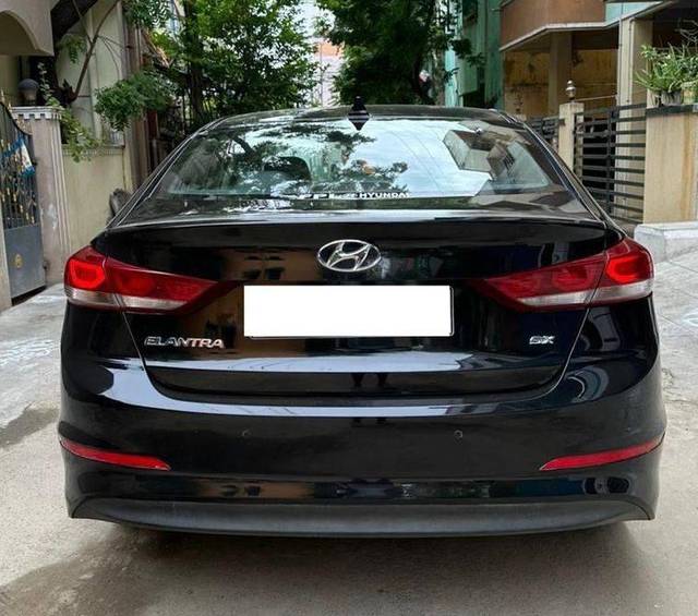 https://images10.gaadi.com/usedcar_image/4289544/original/processed_8d310f97db3594d089cce7fd94562730.jpg?imwidth=6401