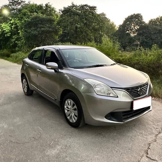 https://images10.gaadi.com/usedcar_image/4289578/original/processed_d1c9ca03e33b781c5f5eb00386fc9fa1.jpg?imwidth=6400